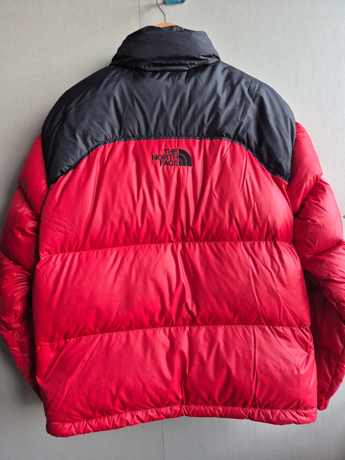 North Face 노스페이스 OG 눕시 700 검빨 센터로고 상품이미지5