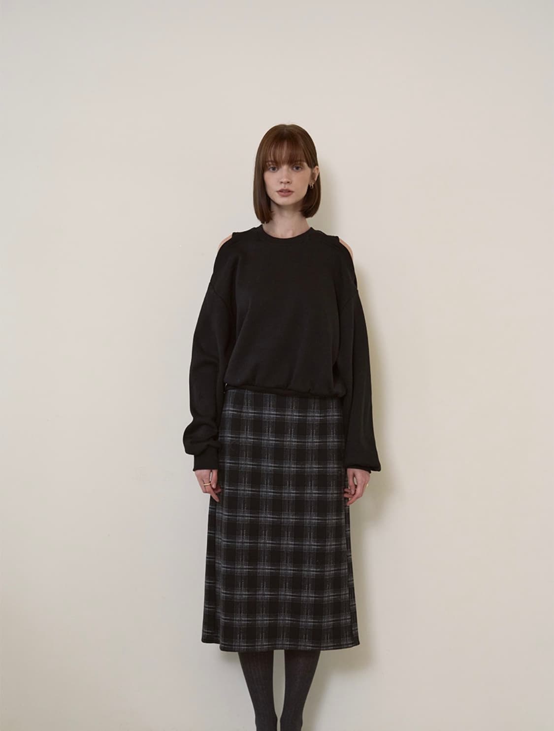 이사베이 오픈 숄더 맨투맨 그레이 XL 상품이미지3