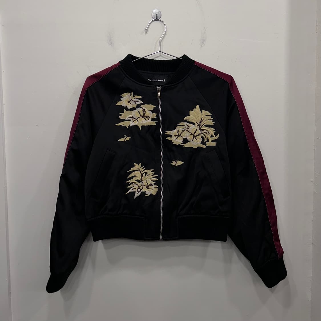 JS 시즌 매화 자수 크롭 스카쟌 자켓 상품이미지2