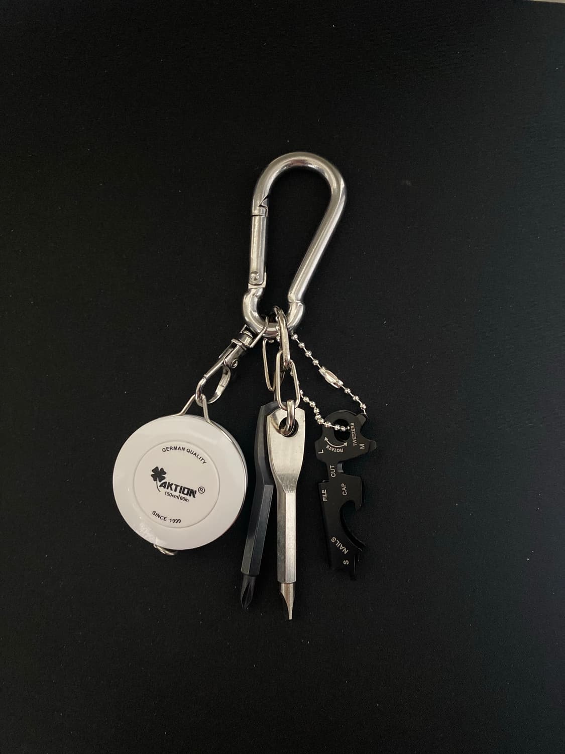 블랙&화이트 멀티툴 키링 상품이미지1