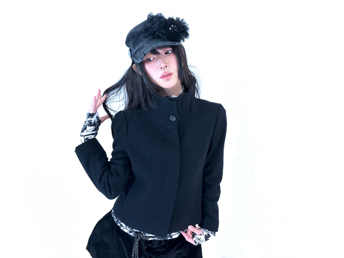 Black hidden button basic short coat 상품이미지5