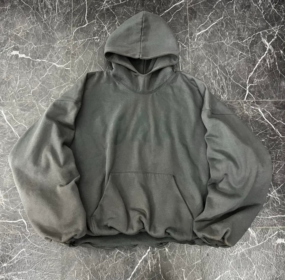 이지갭 엔지니어드 바이 발렌시아가 도브 후드 상품이미지3