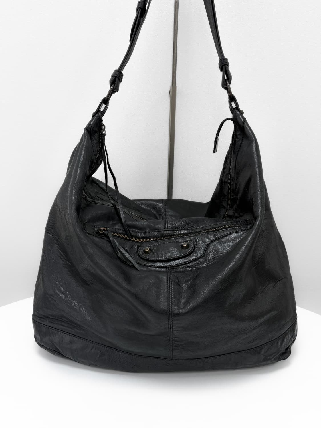 발렌시아가 아레나 레더 클래식 쿠리에 크로스백 상품이미지3