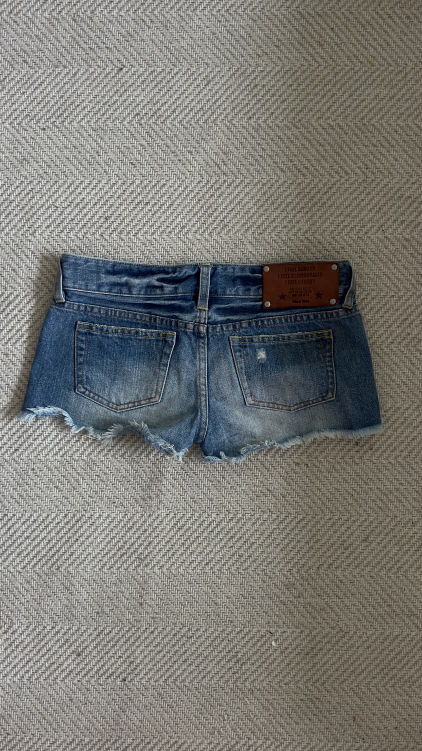 EGOIST 로우라이즈 데님 핫팬츠 상품이미지2