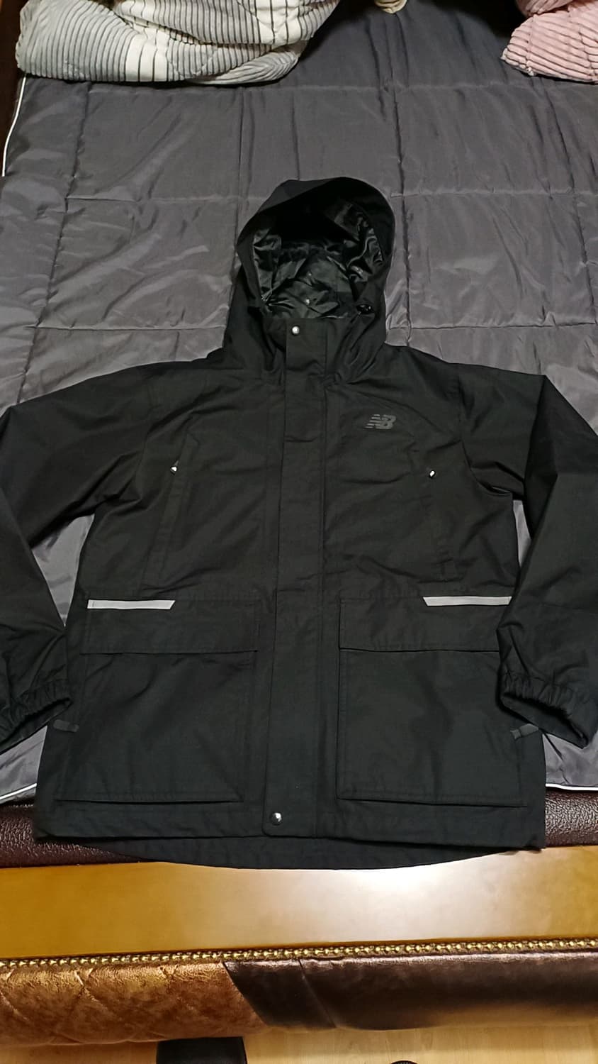 뉴발란스 방수바람막이 100 가슴59 기장75 상품이미지1