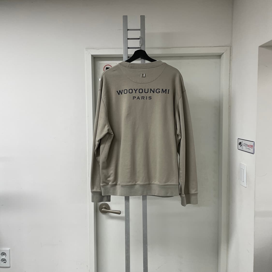 2022 우영미 백로고 맨투맨 50 상품이미지1