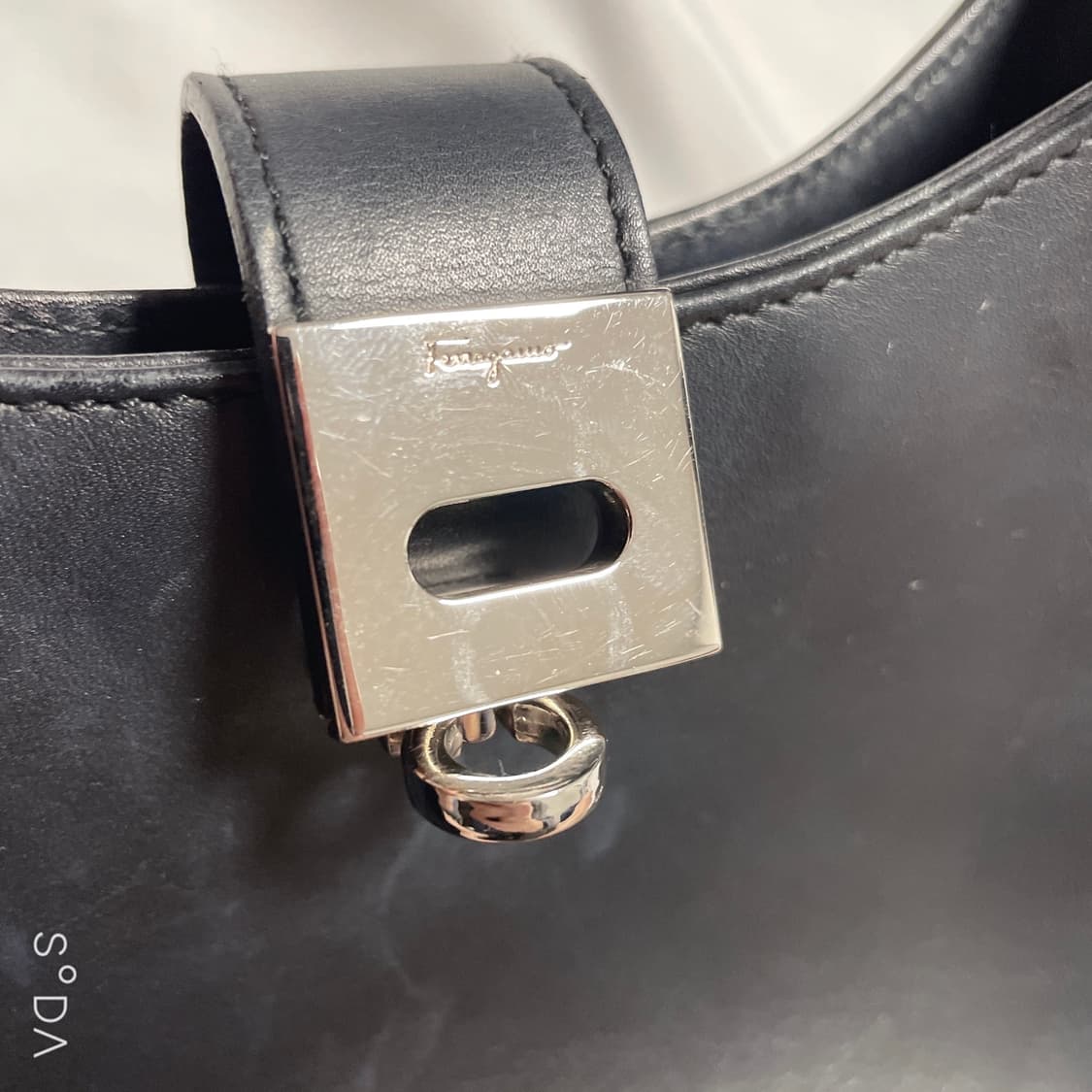 페라가모 미니 토트백 상품이미지6