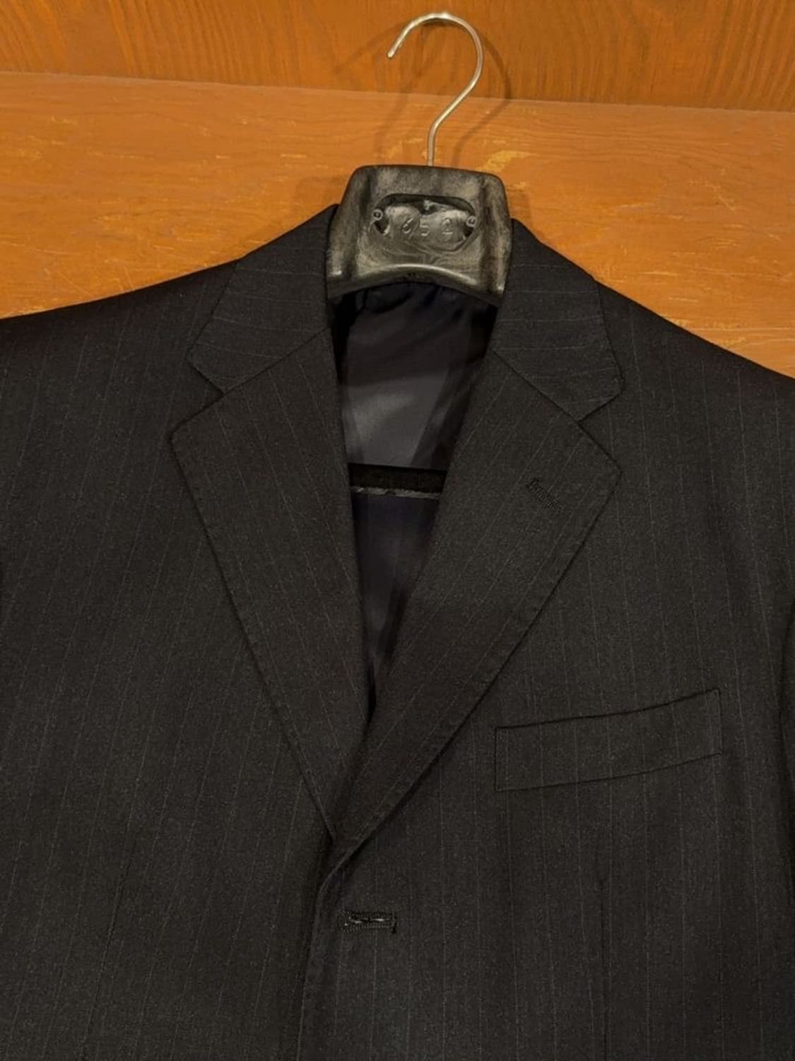 꼬르넬리아니 수트 상품이미지5