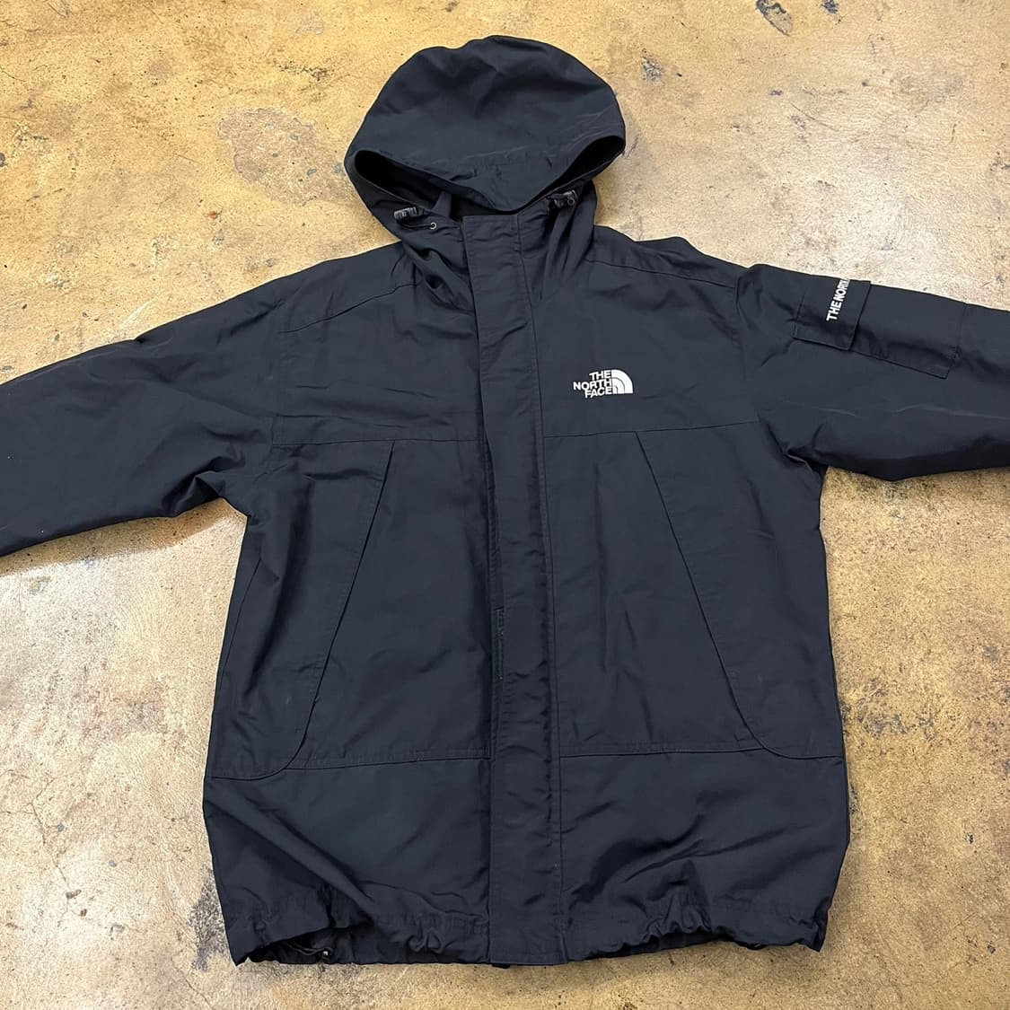 [정품/90] 노스페이스 블랙 바람막이 후드 자켓 b16 상품이미지3