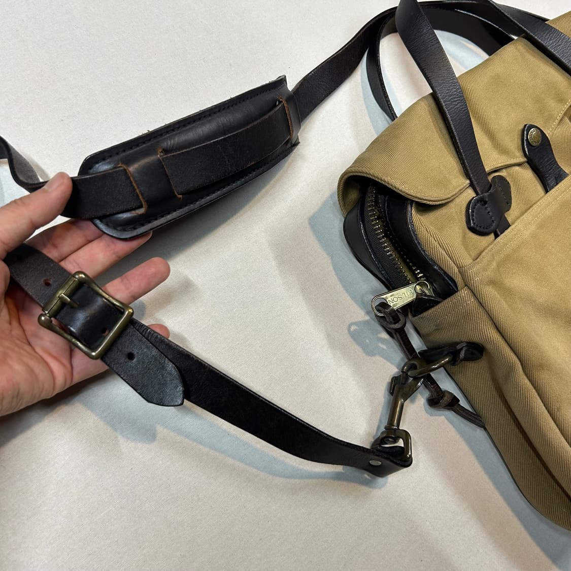 FILSON 필슨 256 탄 브리프케이스 가방 크로스백 겸용 상품이미지8