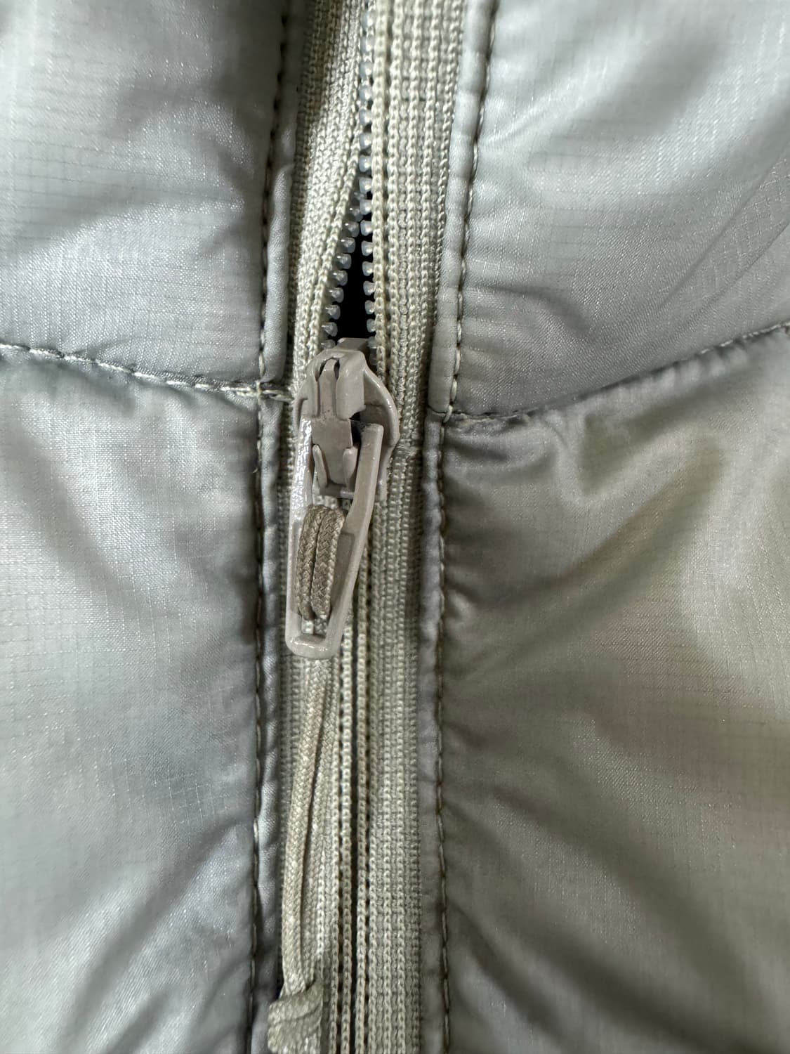 L 아크테릭스 세륨 후디 해비타트 헤비타트 패딩 자켓 그레이 상품이미지3