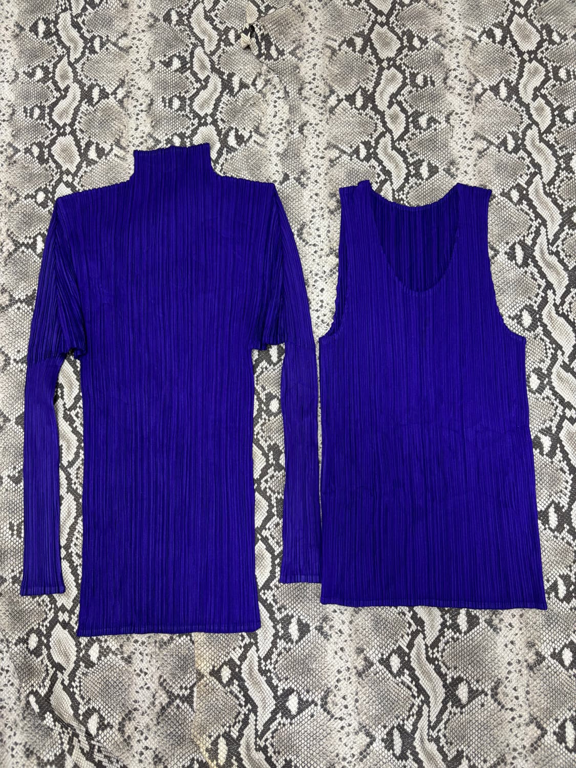 “Pleats Please (ISSEY MIYAKE)” Sleveless 상품이미지3