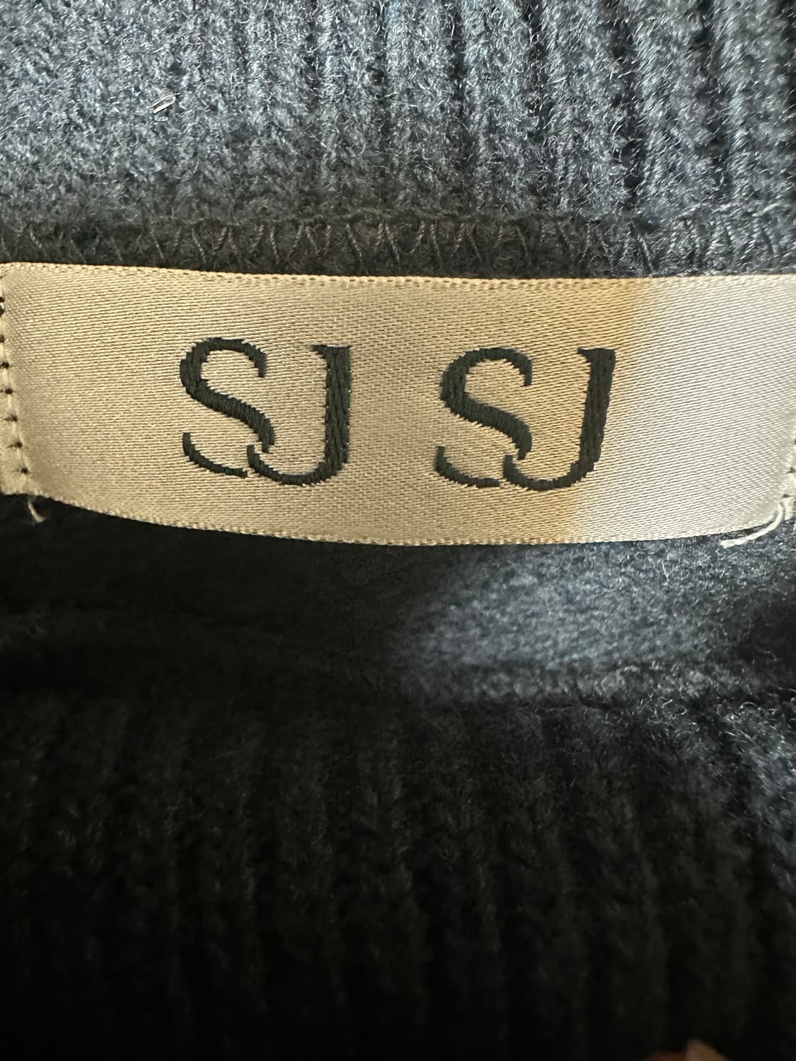 한섬SJSJ 울캐시미어 니트 롱 원피스 블랙 상품이미지9