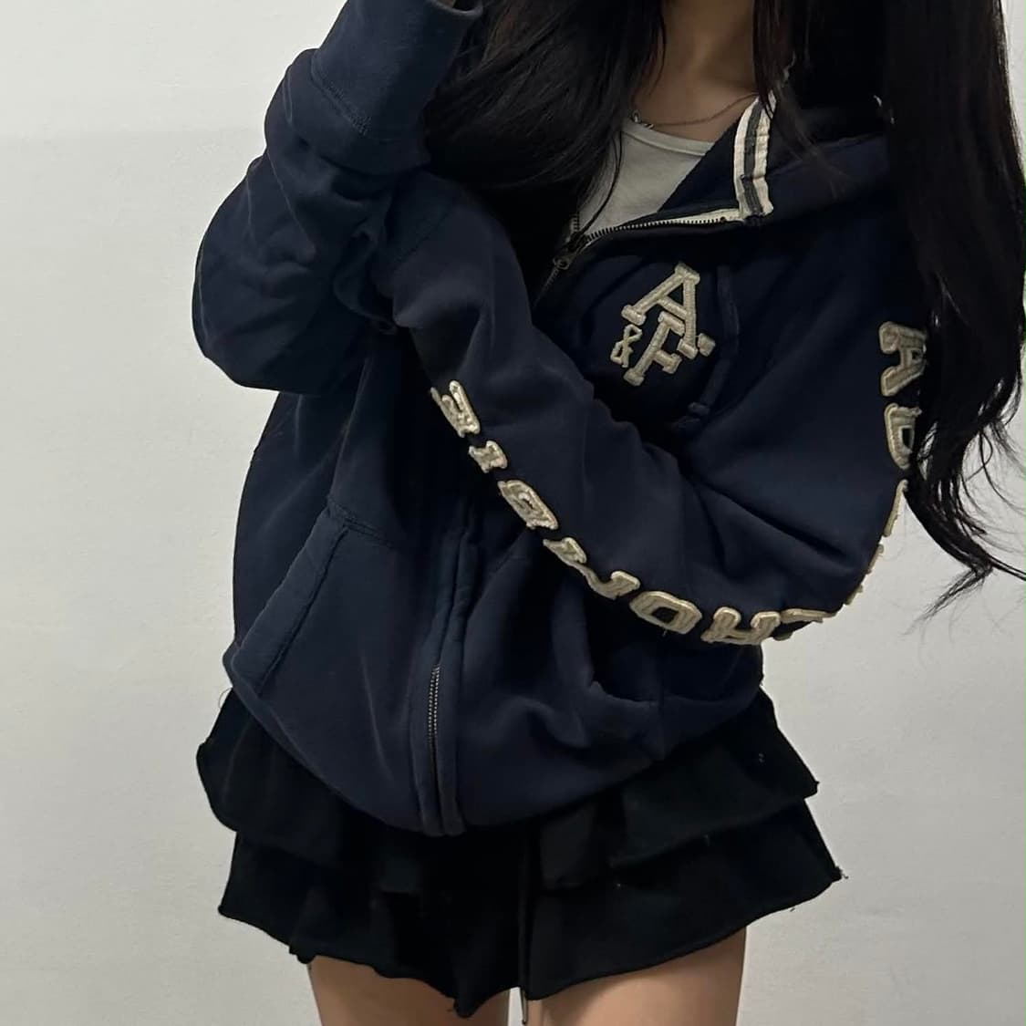 아베크롬비 y2k 블랙 올드스쿨 스웻 후드집업 희귀져지(L) 상품이미지1