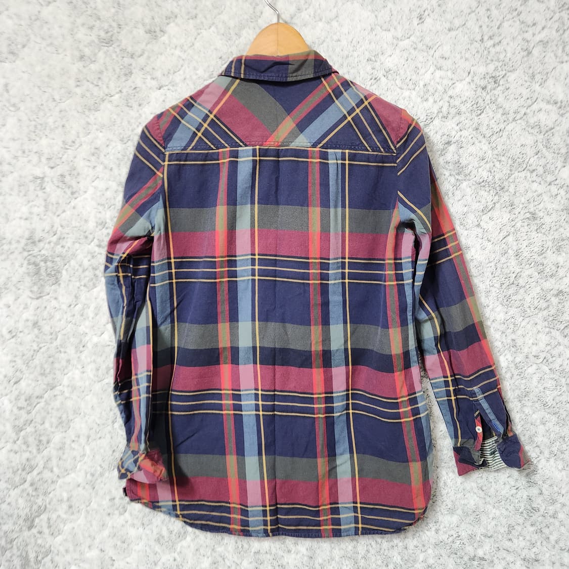 234A [95] 헤지스 여성 남방 셔츠 상품이미지3