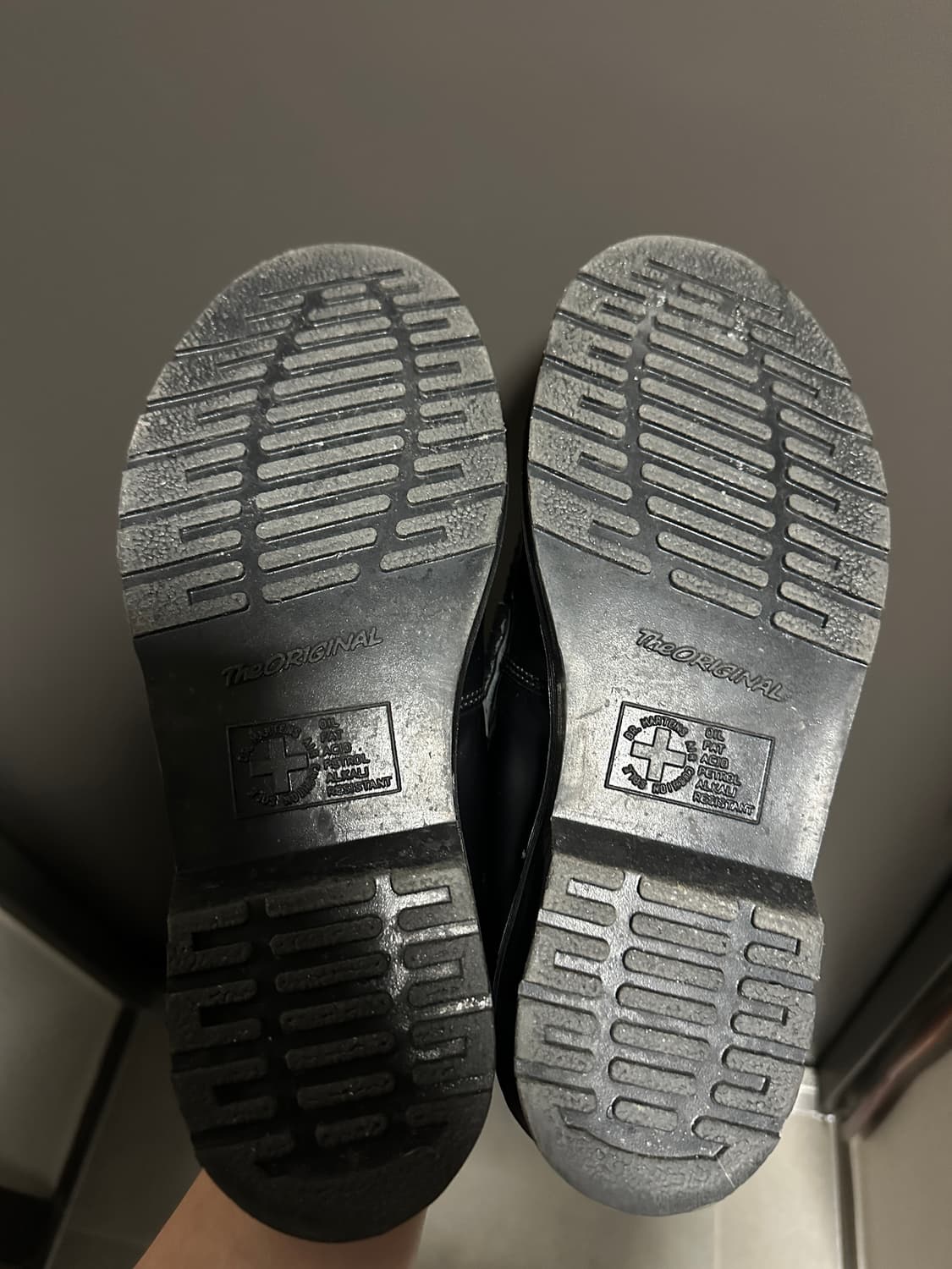 270 슈프림 닥터마틴 스터드 블랙 상품이미지2