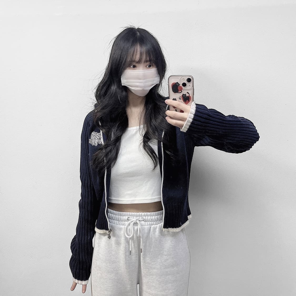 로카웨어 올드스쿨 크롭 니트 집업 네이비 상품이미지1