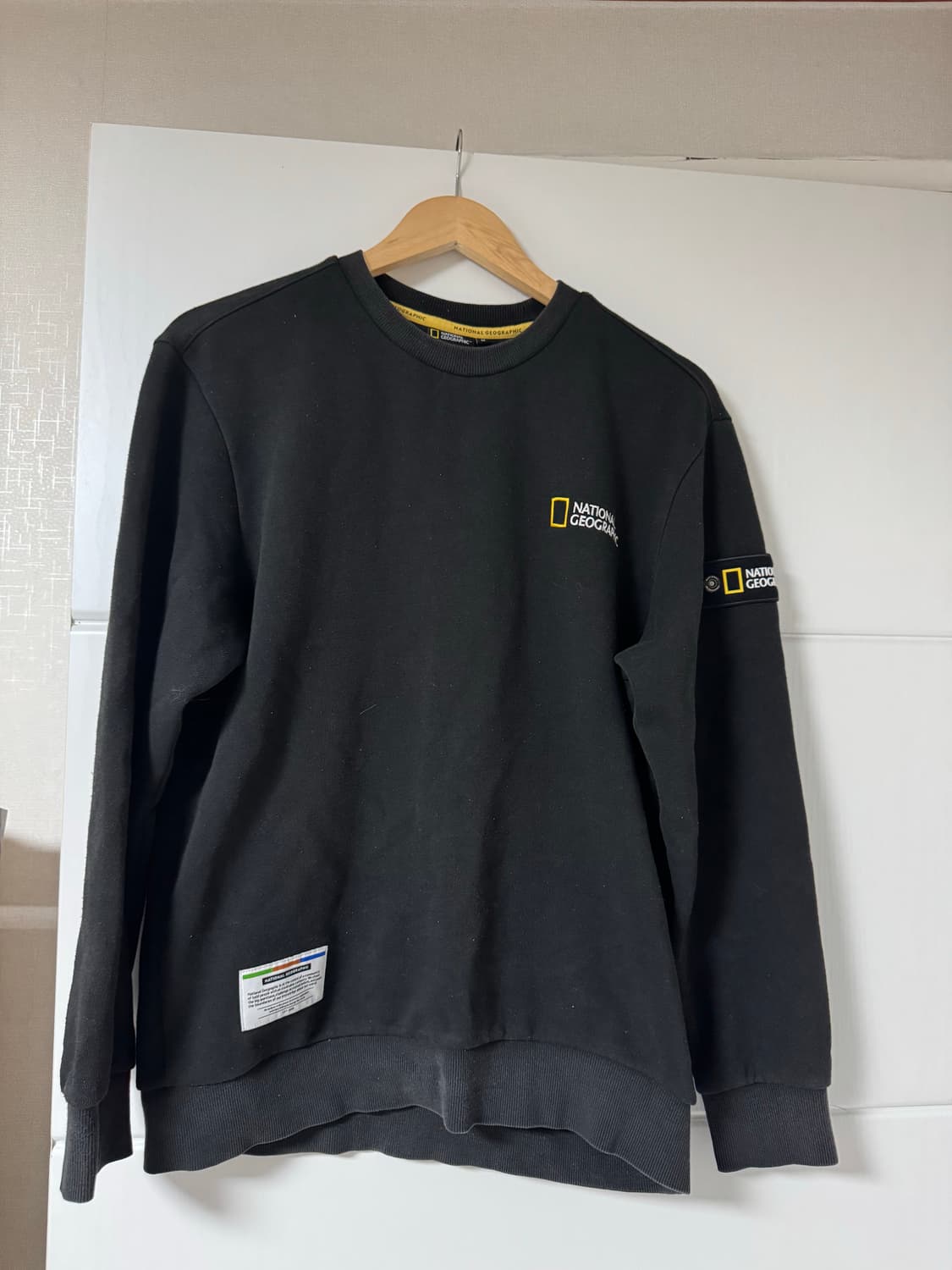 네셔널지오그래픽 맨투맨 M 상품이미지1