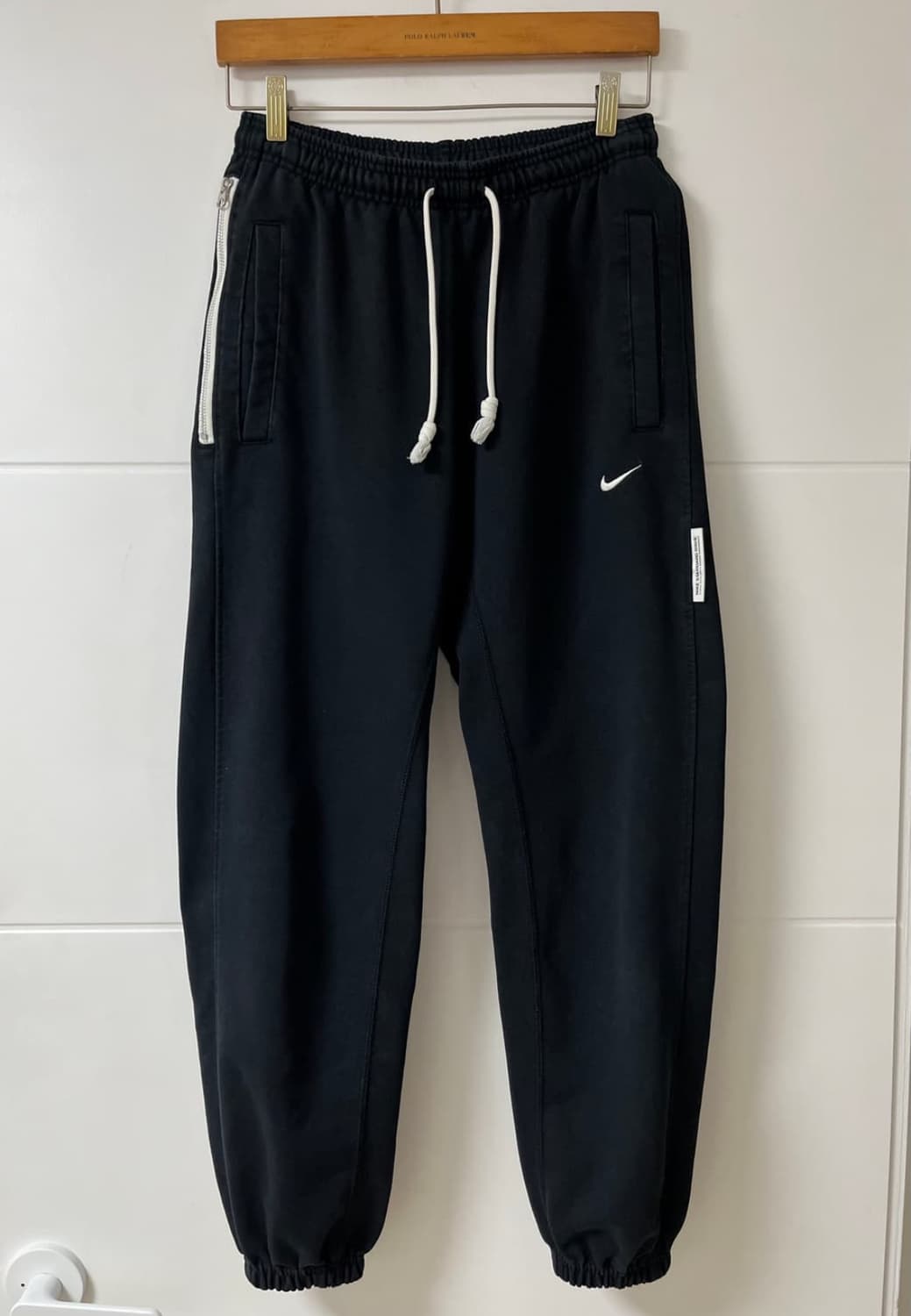 나이키 드라이핏 스탠다드이슈 조거 팬츠 상품이미지3