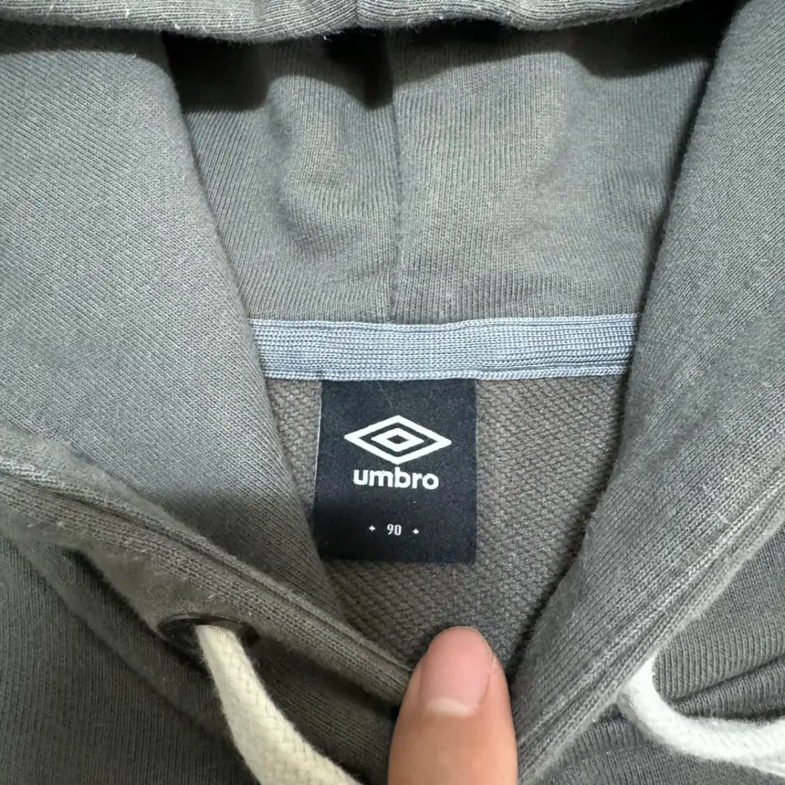 90 엄브로 후드티 상품이미지3