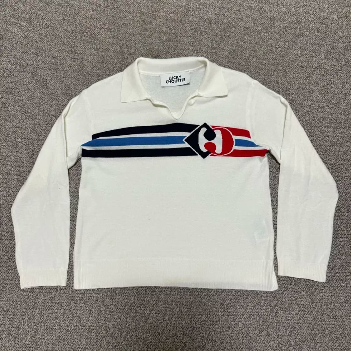 럭키슈에뜨 카라 니트 여성 상품이미지1