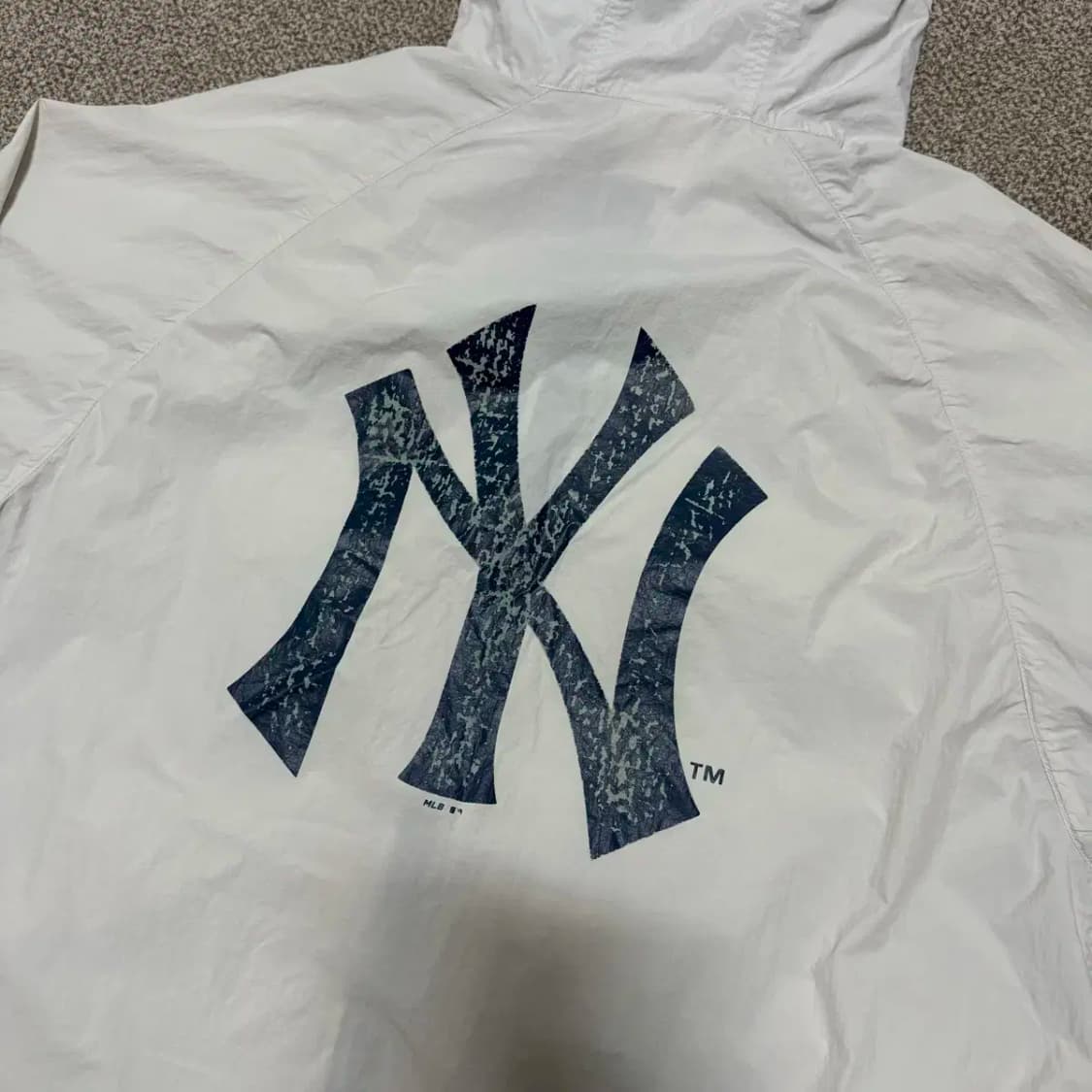 M 엠엘비 빅로고 바람막이 상품이미지2