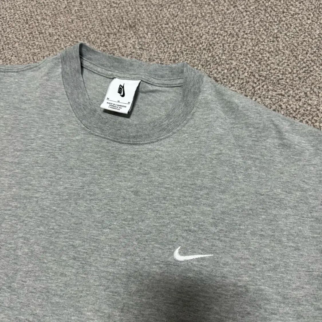 M 나이키 솔로스우시 반팔 상품이미지2
