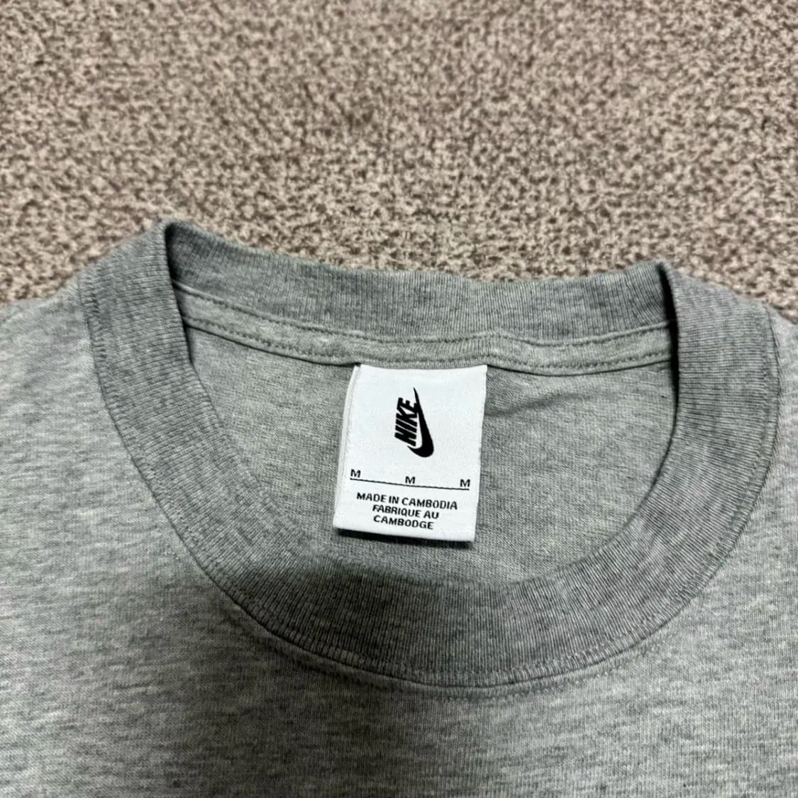 M 나이키 솔로스우시 반팔 상품이미지3