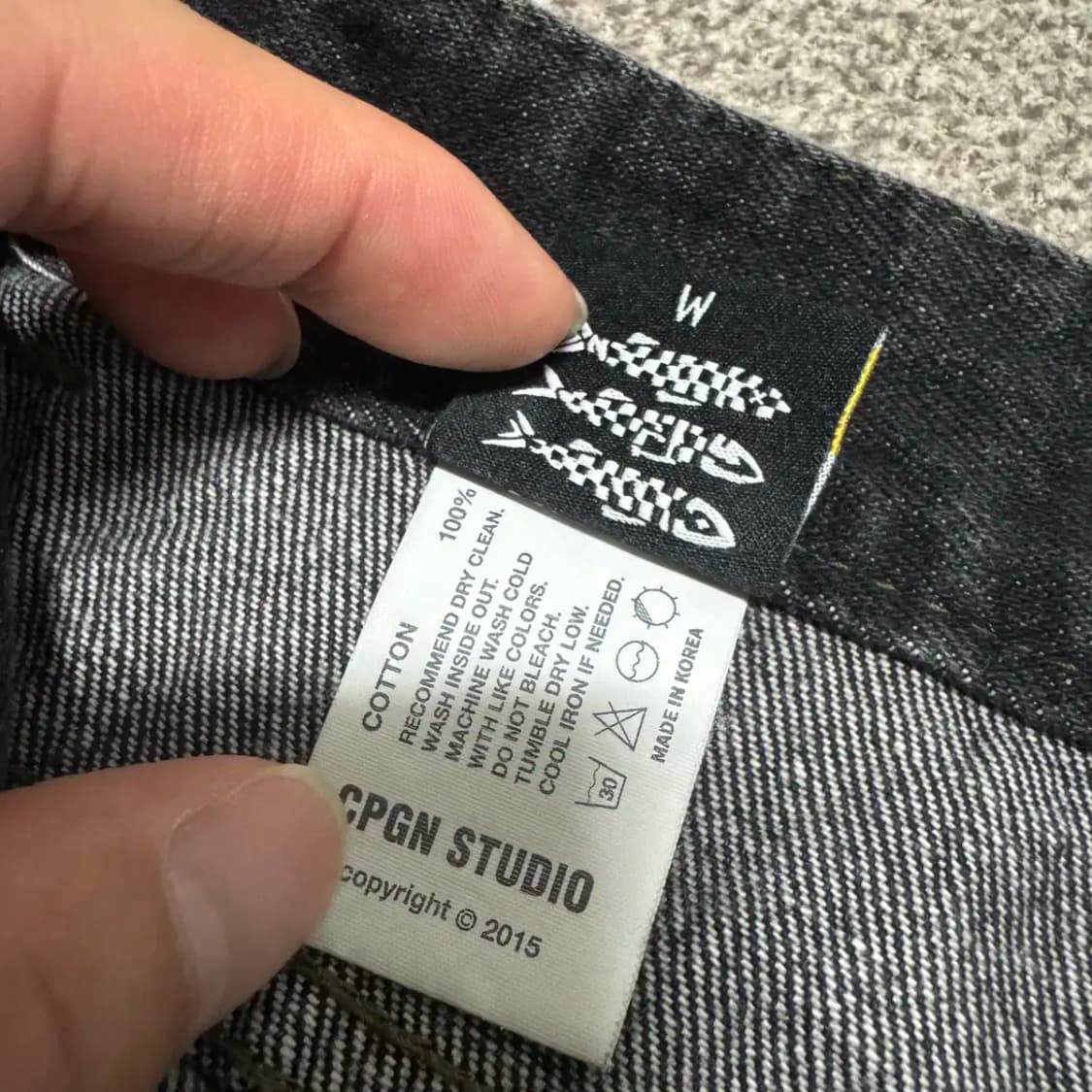 M 꼼파뇨 카고 흑청 데님 반바지 상품이미지4