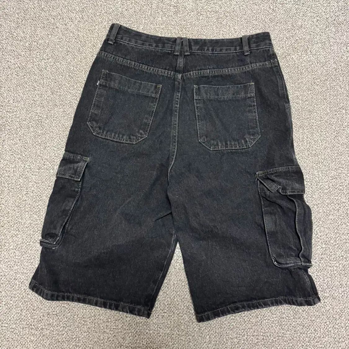 M 꼼파뇨 카고 흑청 데님 반바지 상품이미지6