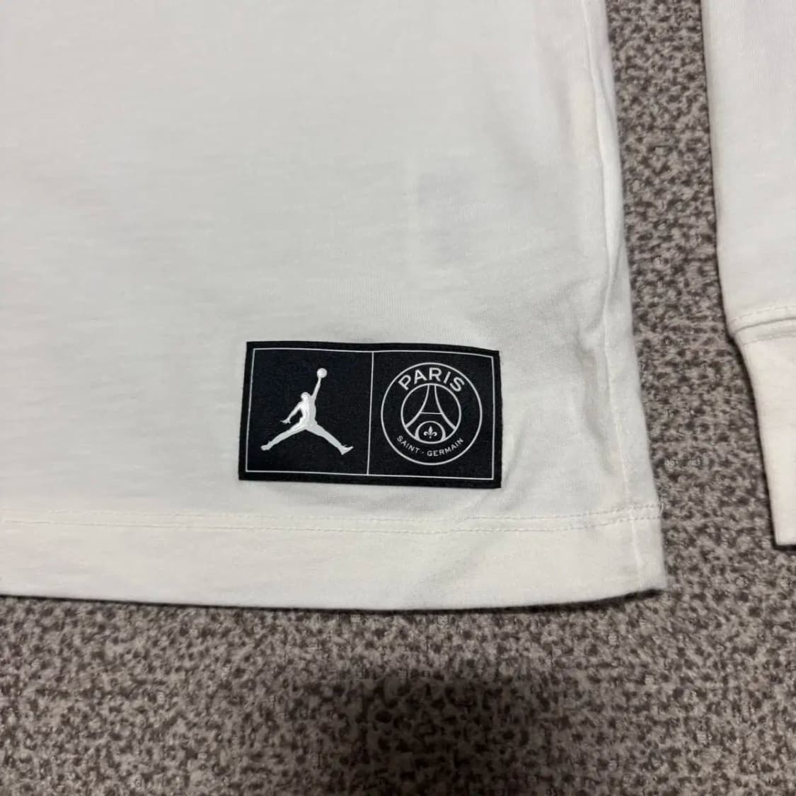XL 나이키 조던 파리생제르망 긴팔 상품이미지3