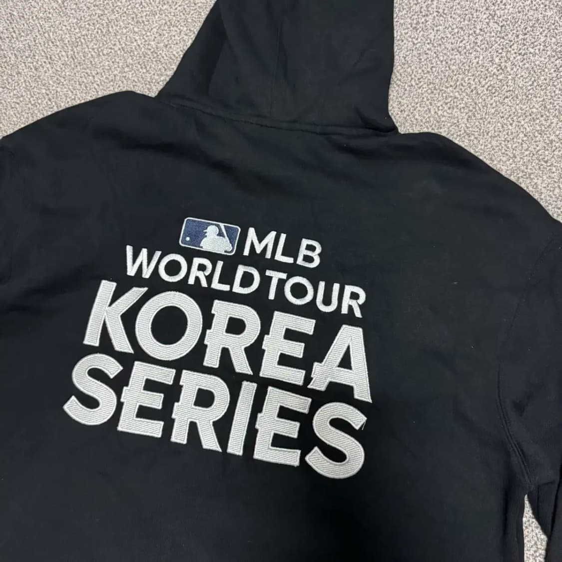 뉴에라 MLB 월드투어 코리아 시리즈 후드티 블랙 상품이미지2
