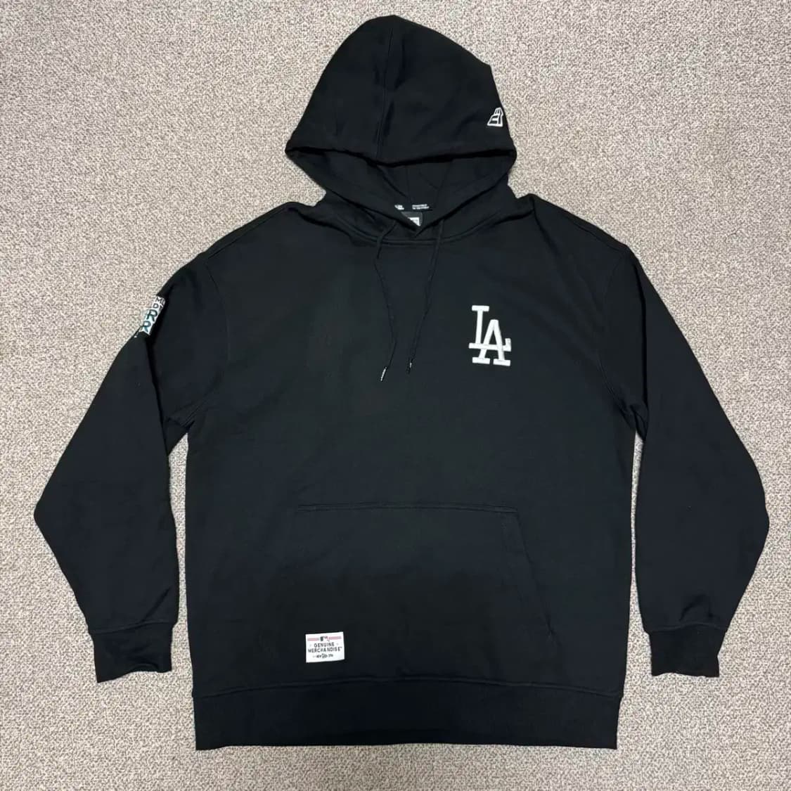 뉴에라 MLB 월드투어 코리아 시리즈 후드티 블랙 상품이미지3