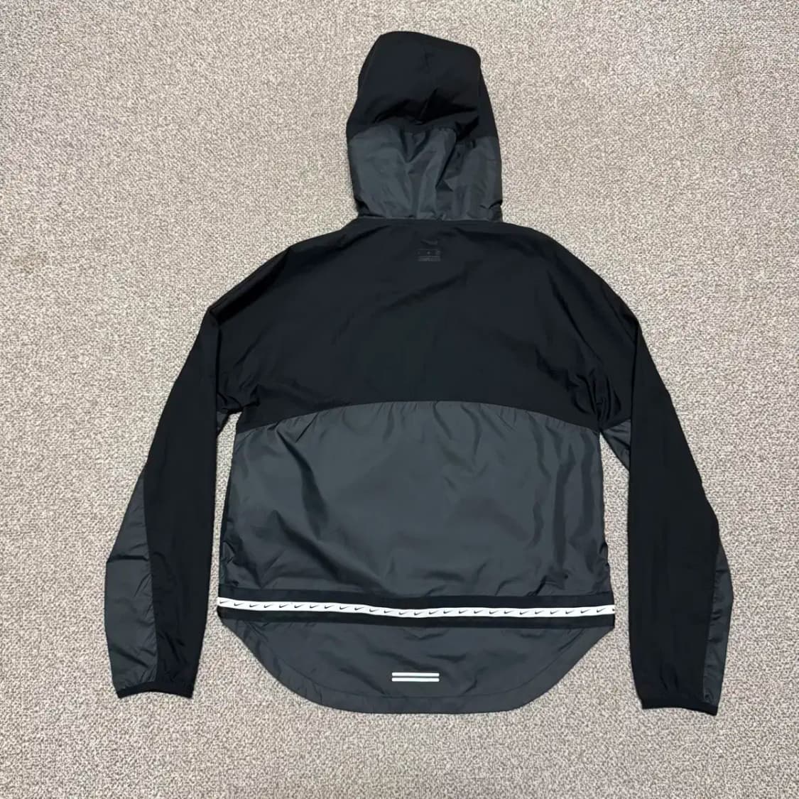 M 나이키 라이트웨이트 후디 자켓 여성 상품이미지7