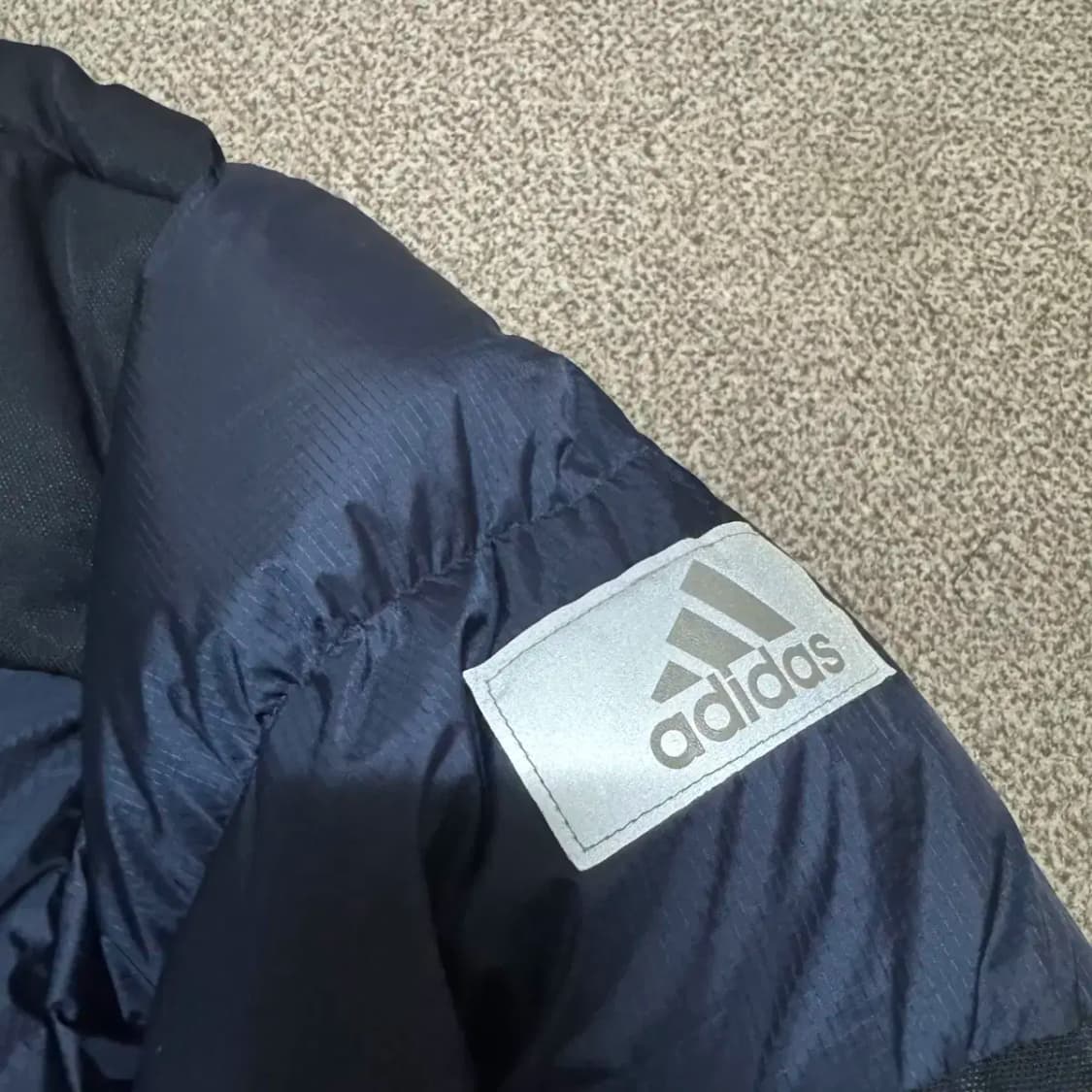 100 아디다스 숏패딩 상품이미지2
