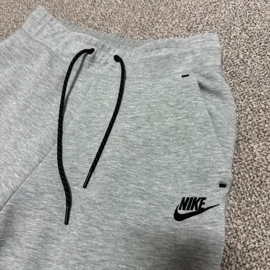 M 나이키 테크팩 팬츠 여성 상품이미지2