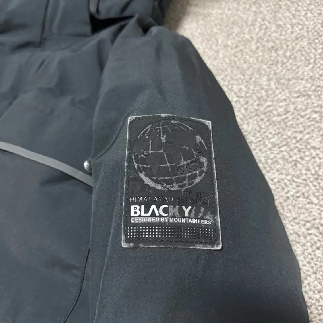 85 블랙야크 고어텍스 패딩 상품이미지2
