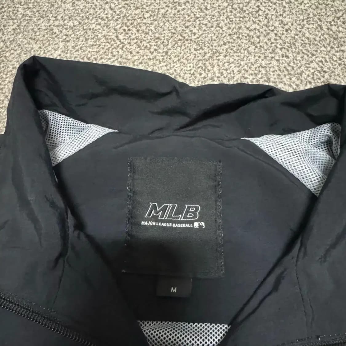 M MLB 뉴욕 양키스 바람막이 자켓 상품이미지3