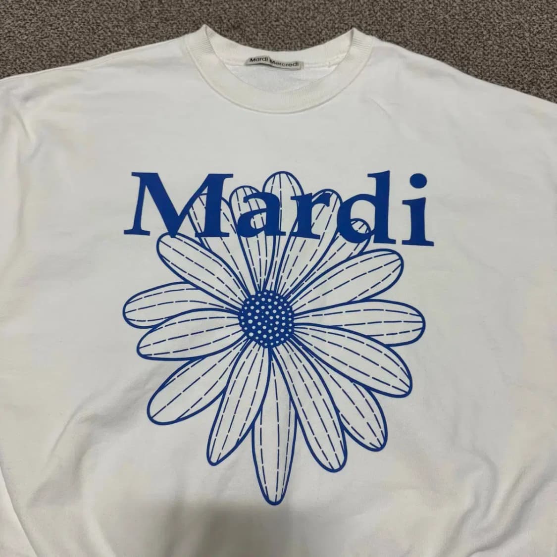 마르디 메크르디 플라워 맨투맨 화이트 상품이미지2