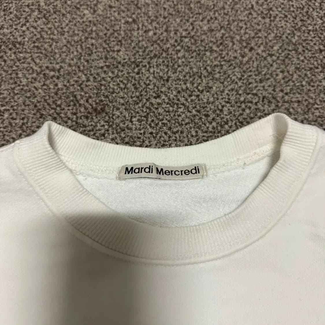 마르디 메크르디 플라워 맨투맨 화이트 상품이미지4