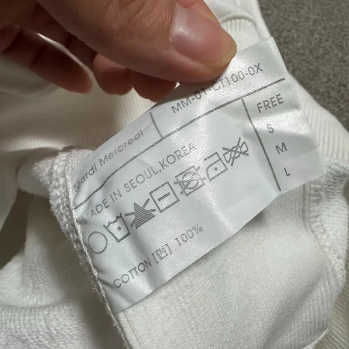 마르디 메크르디 플라워 맨투맨 화이트 상품이미지6