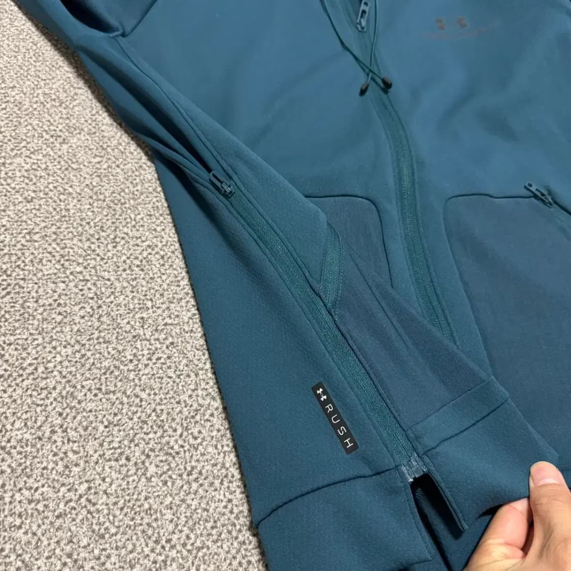 XL 언더아머 후드집업 상품이미지5