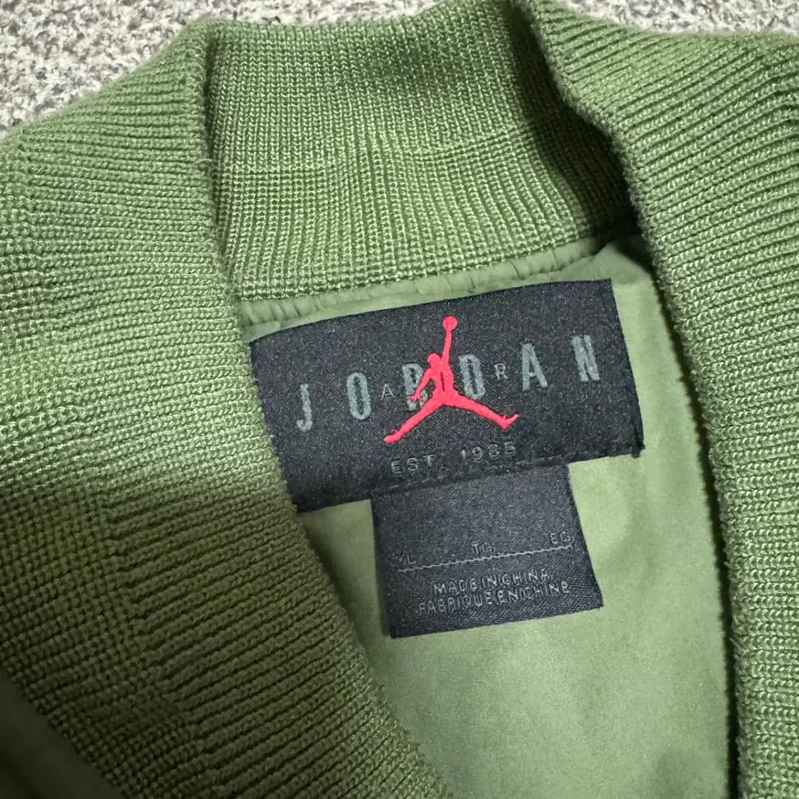 XL 나이키 조던 점퍼 상품이미지4