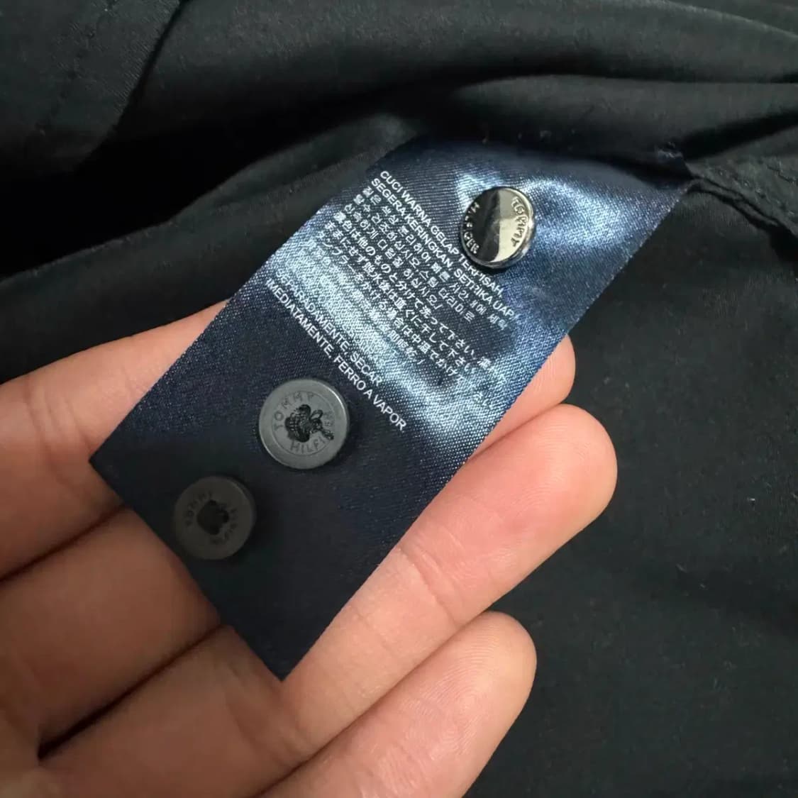 8 타미힐피거 블랙 셔츠 상품이미지5