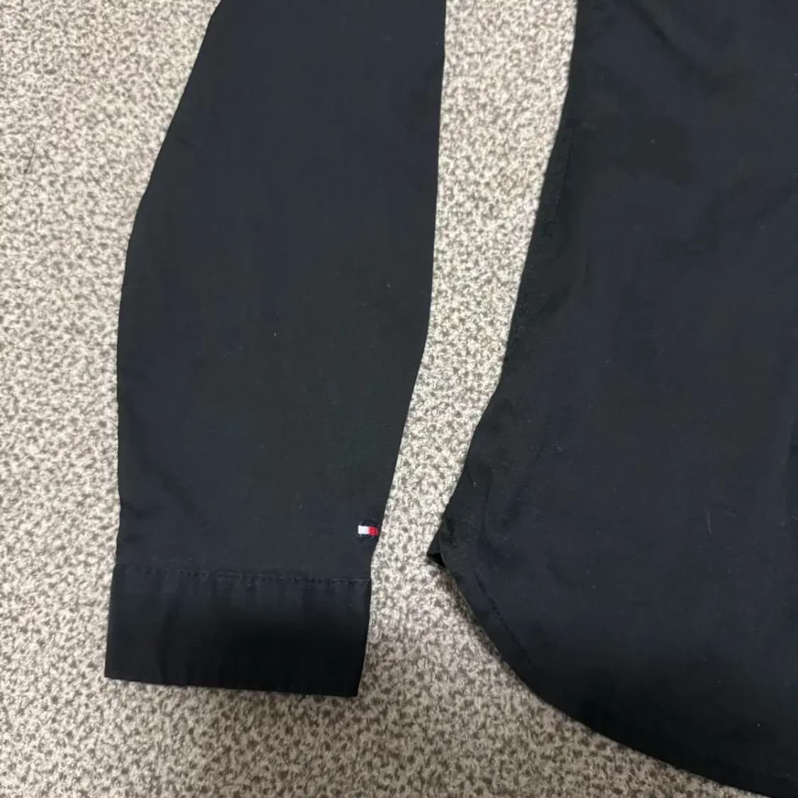 8 타미힐피거 블랙 셔츠 상품이미지7