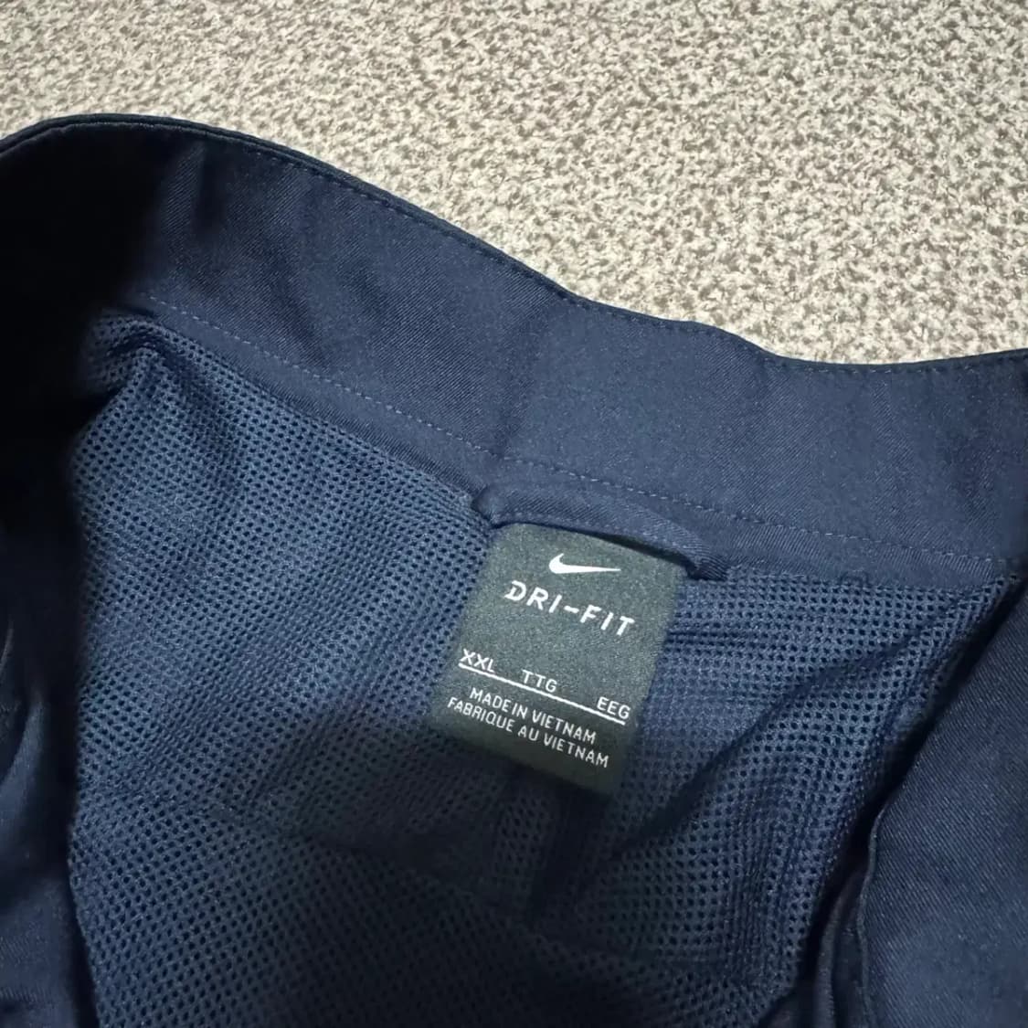 XXL 나이키 스우시 바람막이 상품이미지3