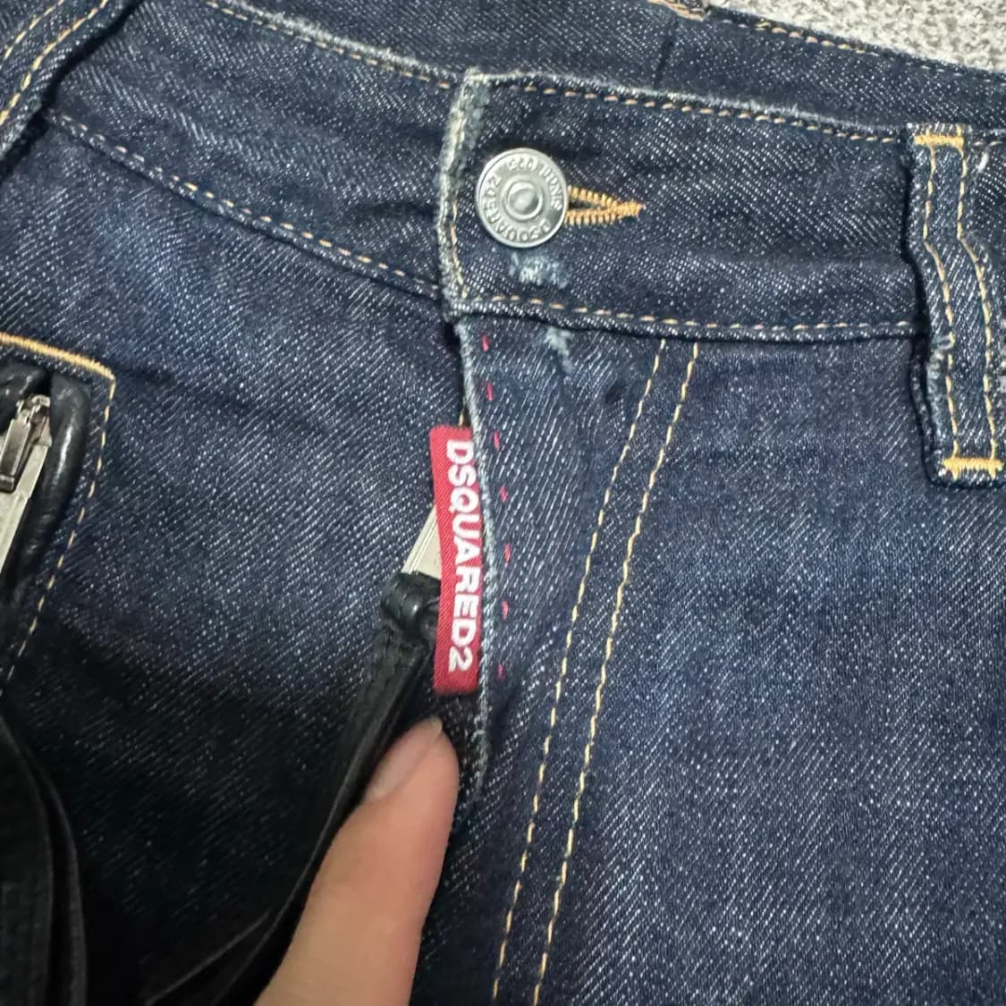 46 디스퀘어드2 앞지퍼진 바이커 데님 팬츠 상품이미지7