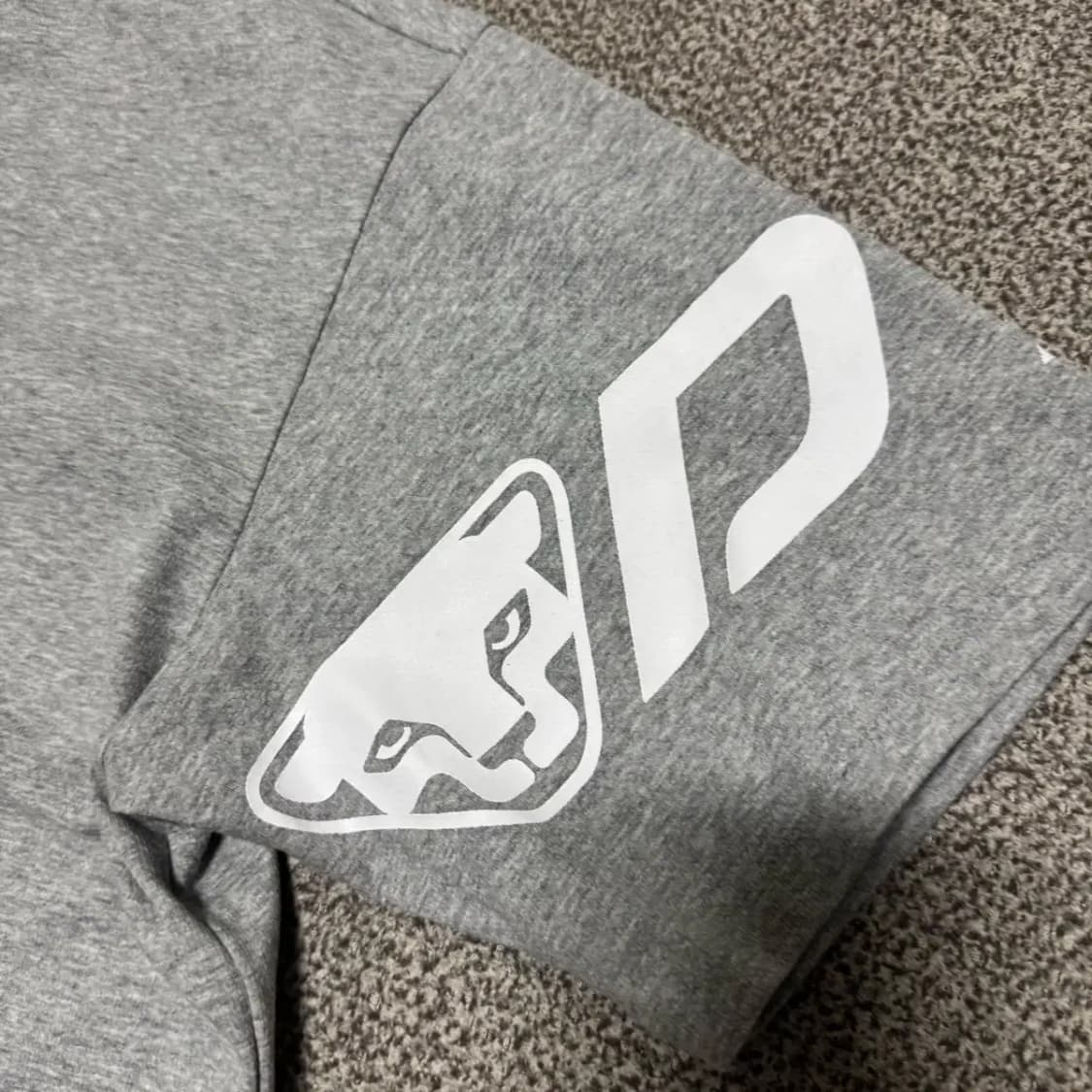 95 다이나핏 반팔 티셔츠 그레이 상품이미지2