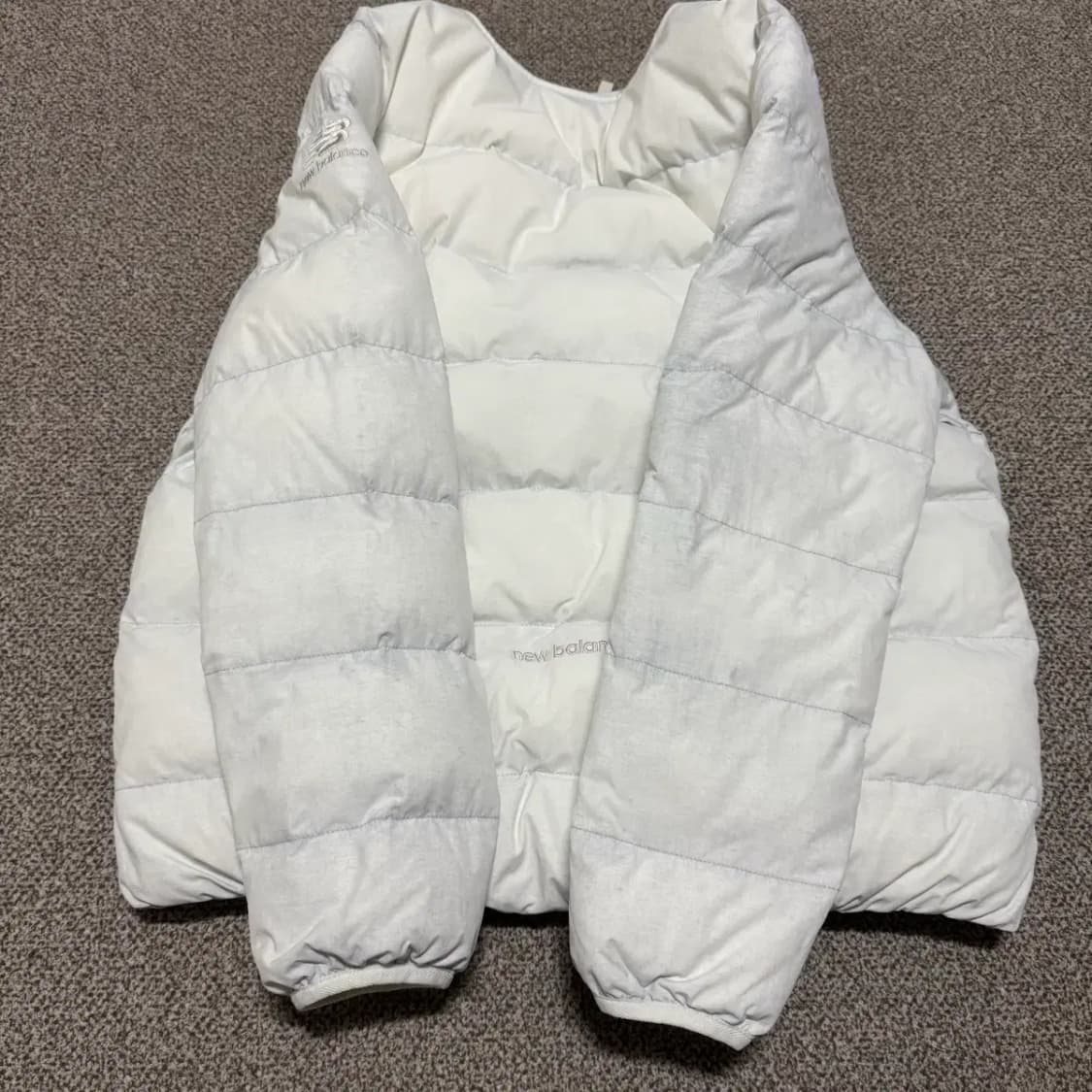 L 뉴발란스 패딩 여성 상품이미지10