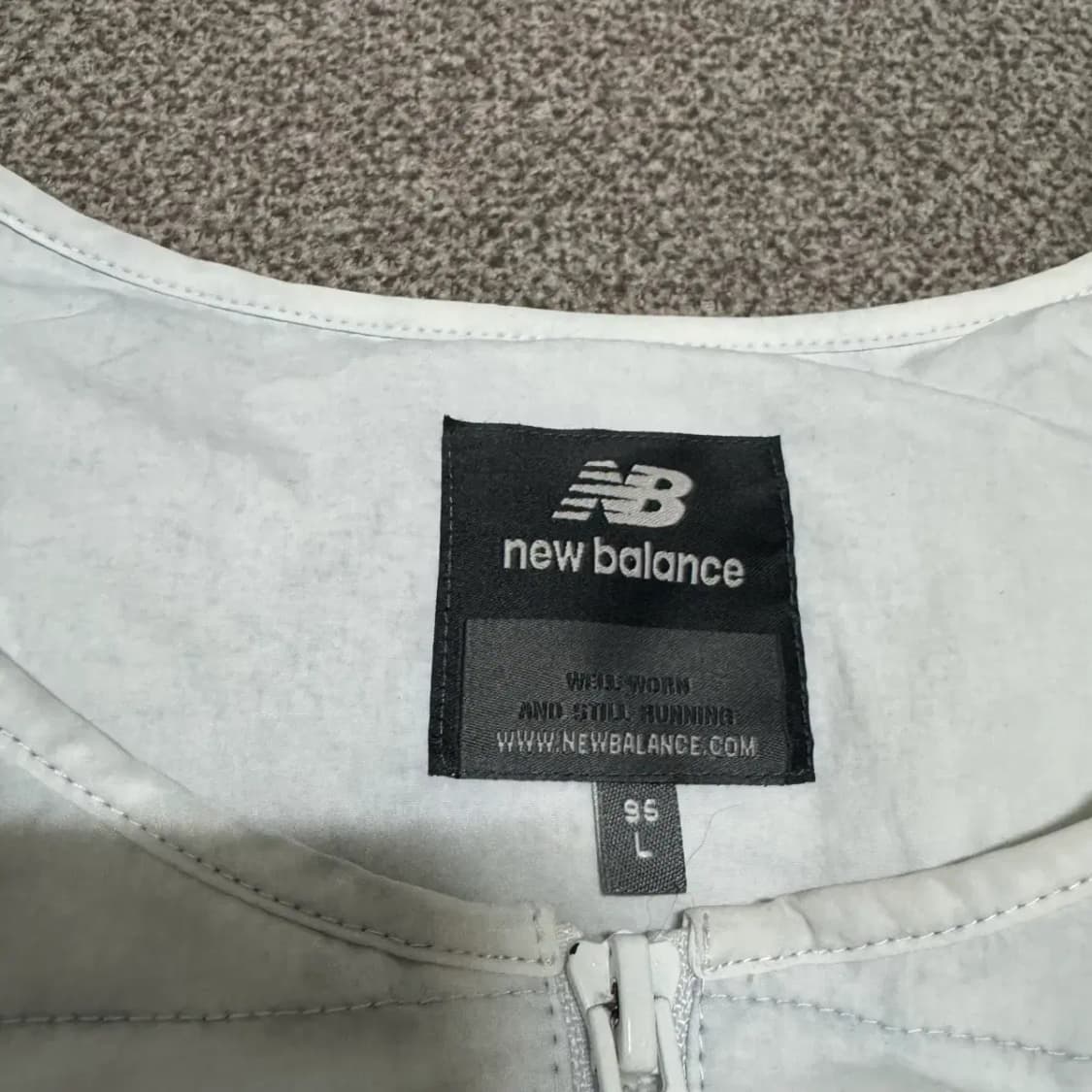 L 뉴발란스 패딩 여성 상품이미지3